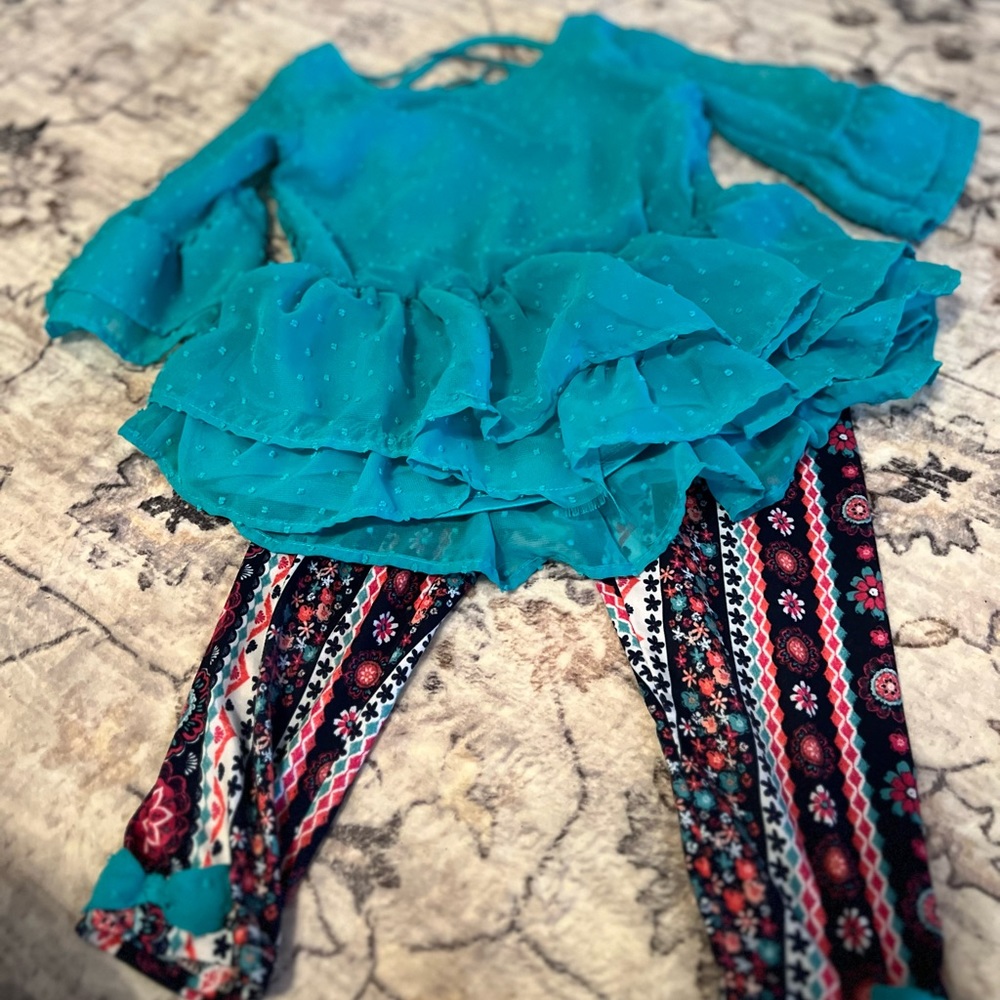 Little girl outfit sz 6